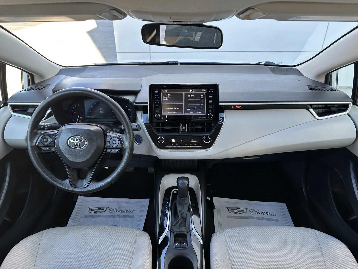 Pre-Owned 2021 Toyota Corolla Hybrid LE